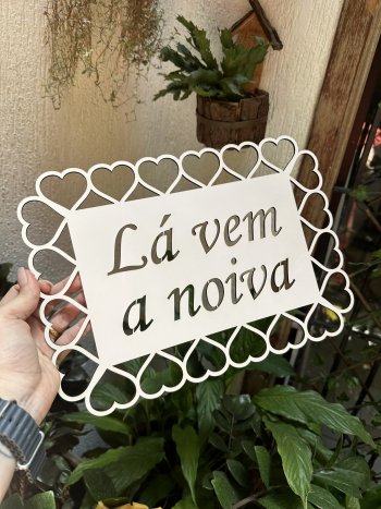 PLACA LA VEM A NOIVA